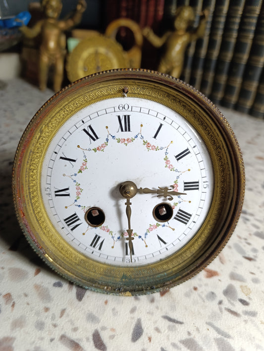 Mouvement de pendule ancien à suspension Brocot avec cadran émaillé fleuri – Pour pièces