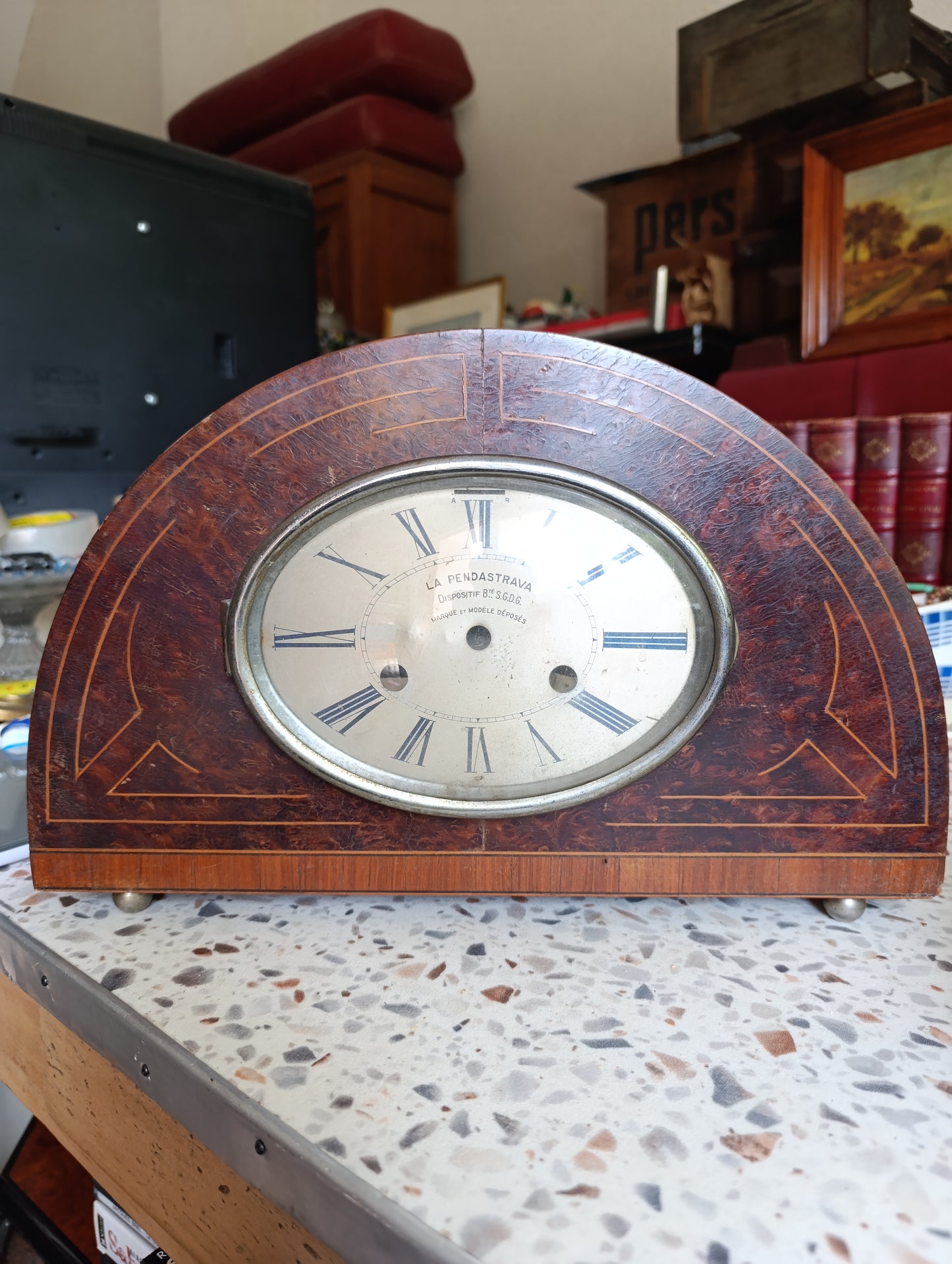 Pendule de cheminée Art Déco « La Pendastrava » – Pour restauration
