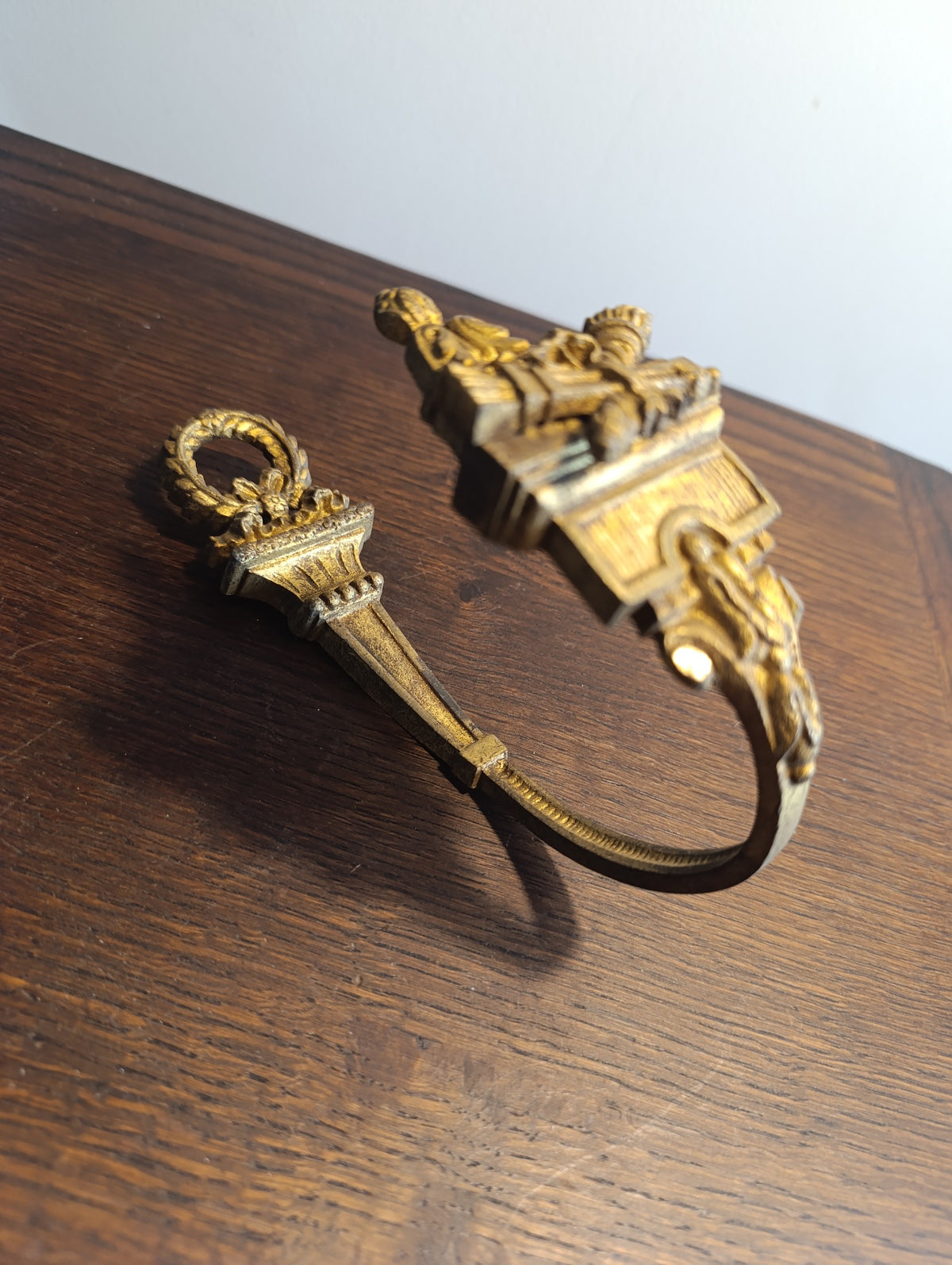 Deuxième embrasse du lot de deux – décor et état