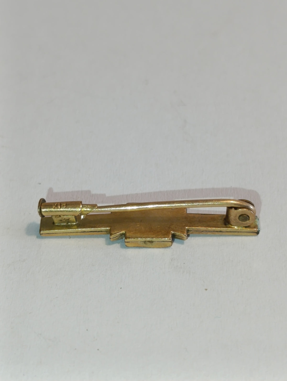 Broche barrette de la Vierge marquée FIX – 3 cm
