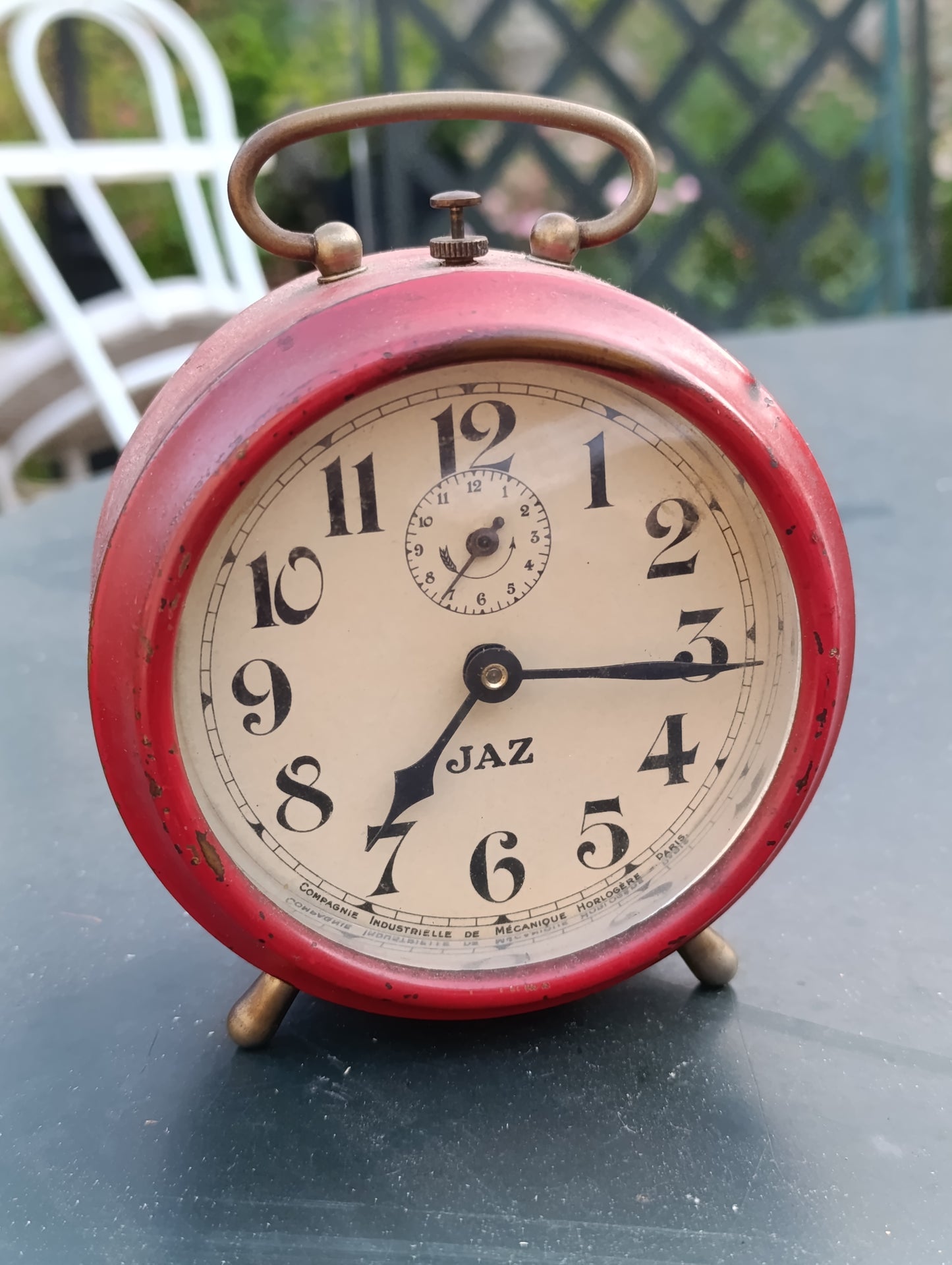 Réveil mécanique JAZ ancien rouge – Made in France – Fonctionnel